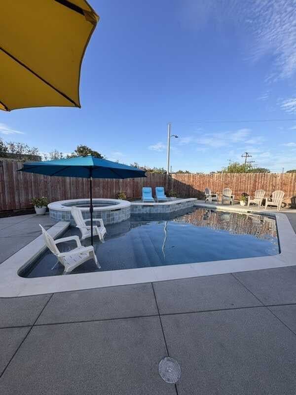 Pool by Sunset Designers & Builders — photo 4 of 6