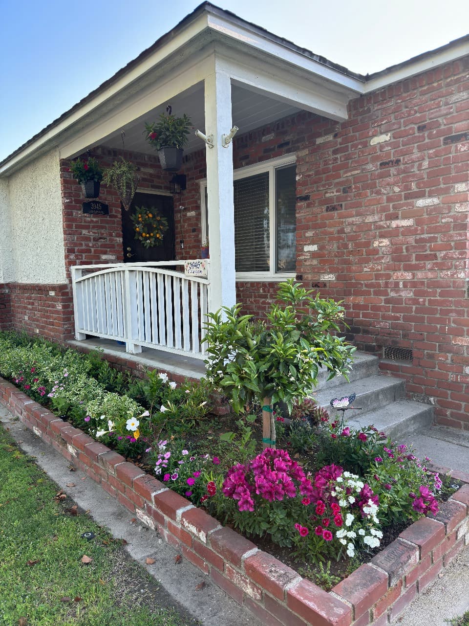 Landscaping by Dreamscapes Landscaping