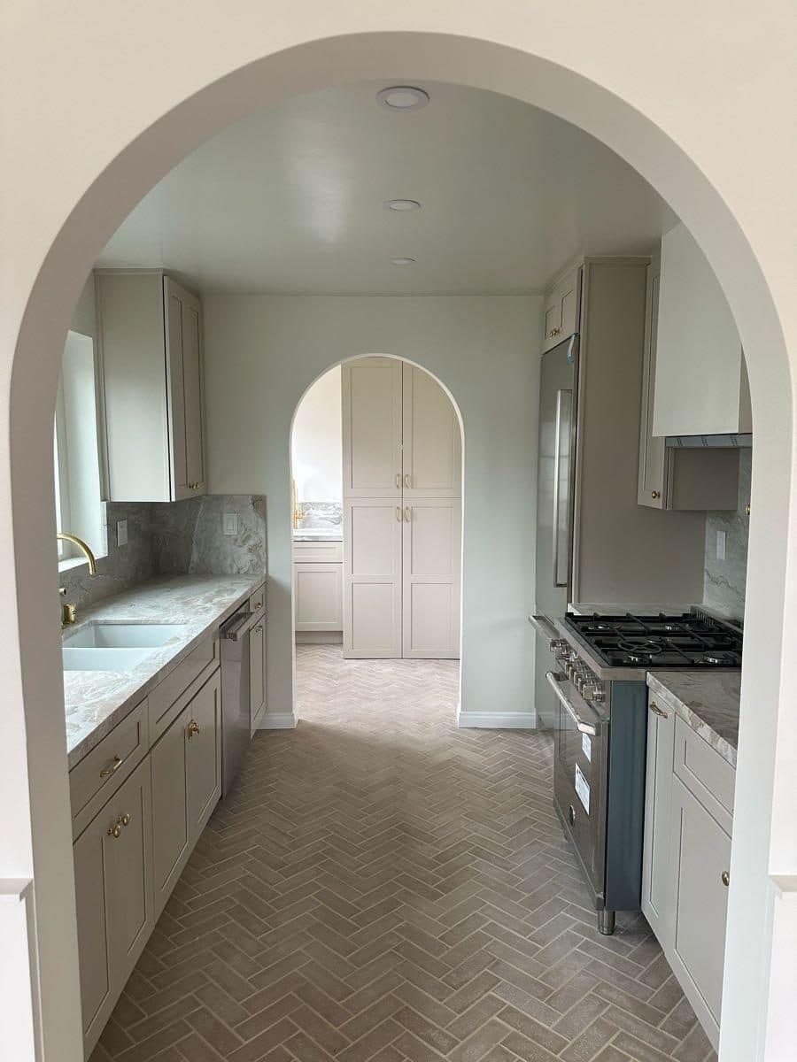 Kitchen project by DMT Builders Inc — Costa Mesa · 92627